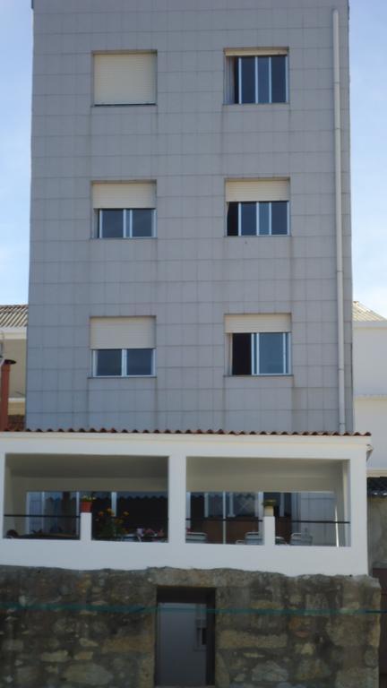 Hostal Miramar О Грове Екстериор снимка